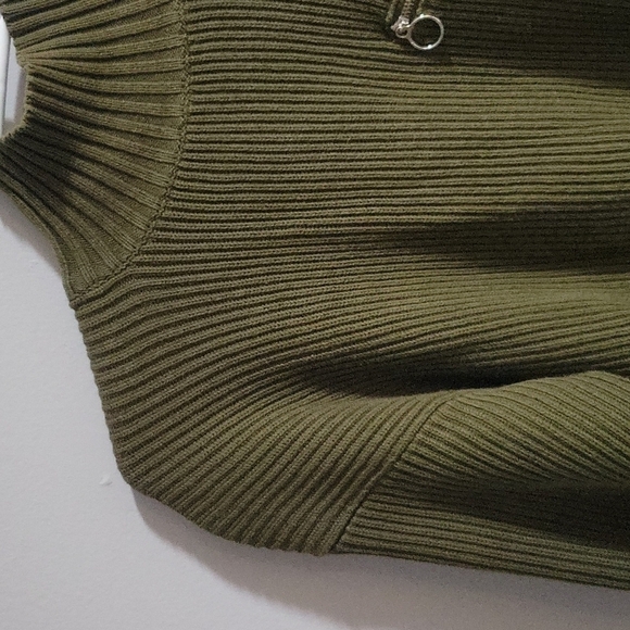 Vintage olive sweater size M - Picture 3 of 6